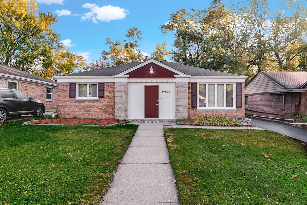 For Sale $169,900 • Co-Listing Agent