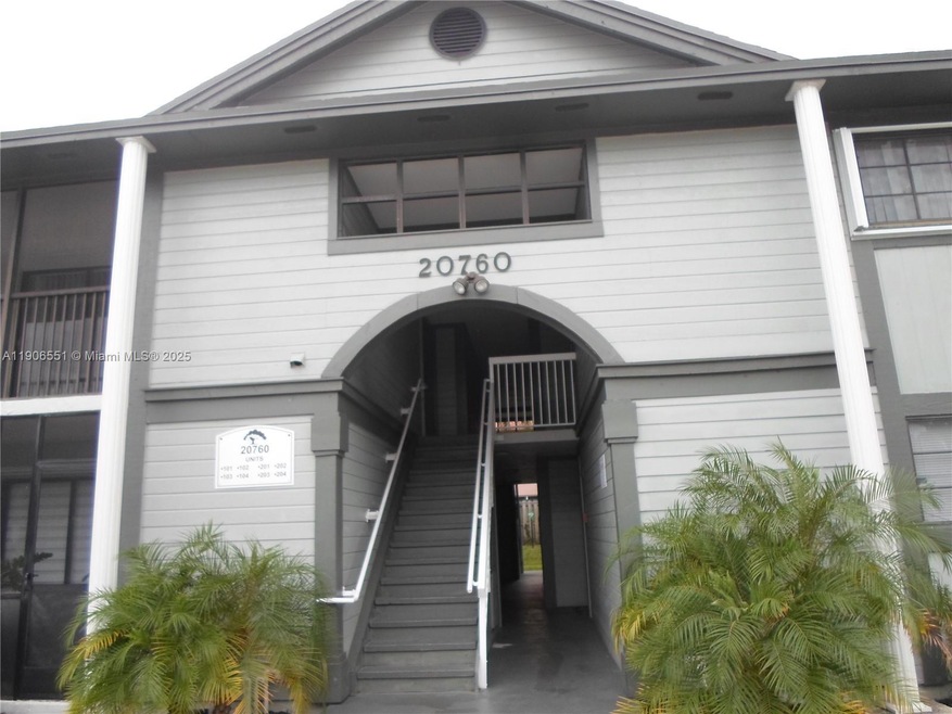 20760 NE 4th Ct unit 201, Miami, FL 33179 - photo 1