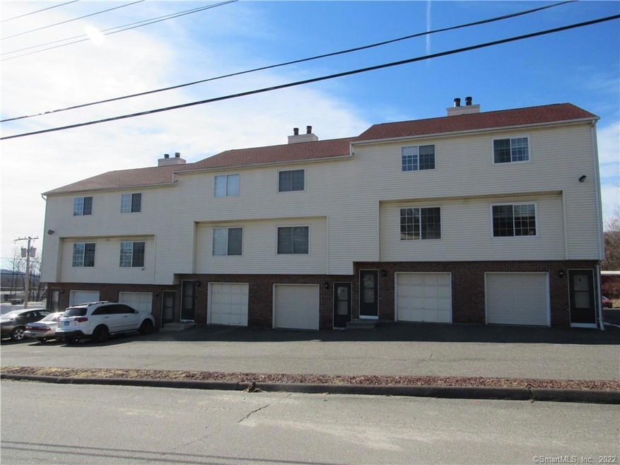 105 Industry Ln unit 5, Waterbury, CT 06704 - photo 1