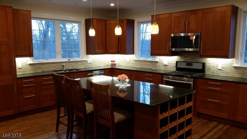 19 Sycamore Ave, Livingston, NJ 07039 - photo 1