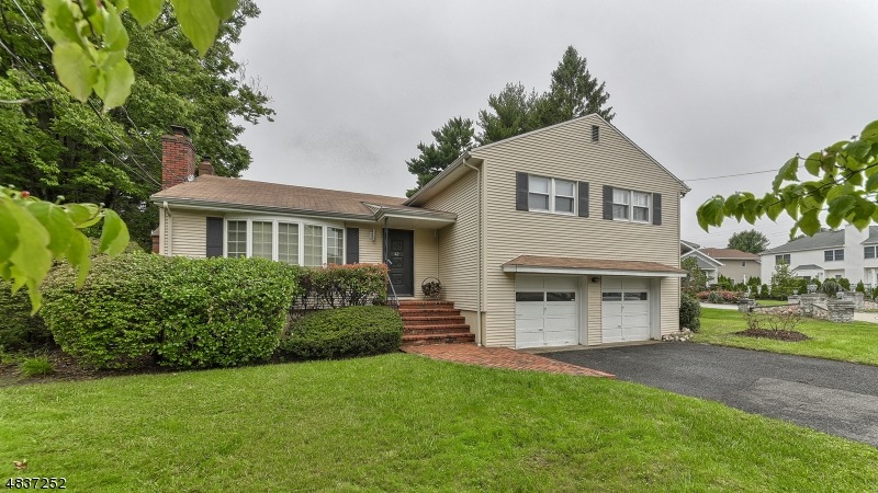 42 Chrisibar Dr, Clifton, NJ 07013 - photo 1