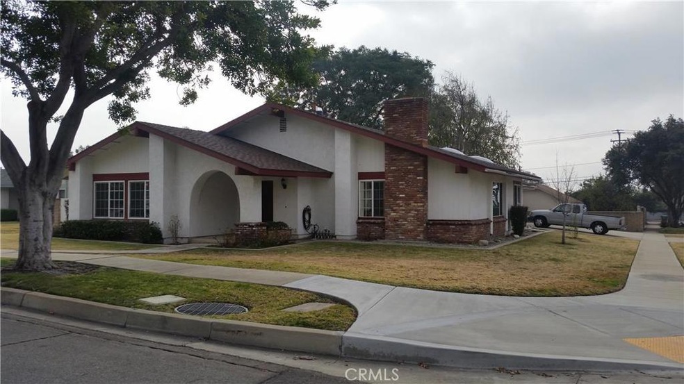 320 E Jane Ct, Upland, CA 91786 - photo 1