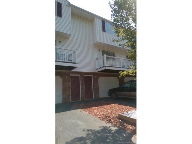 152 Lincoln St unit 15-3, Waterbury, CT 06710 - photo 1