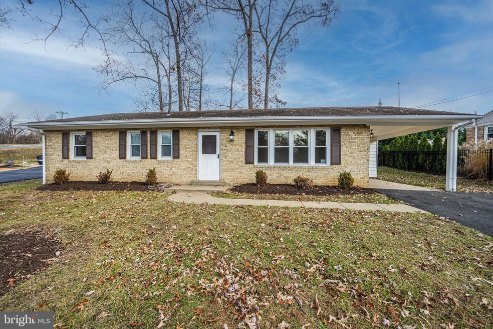 2403 Spring St, Dunn Loring, VA 22027 - photo 1