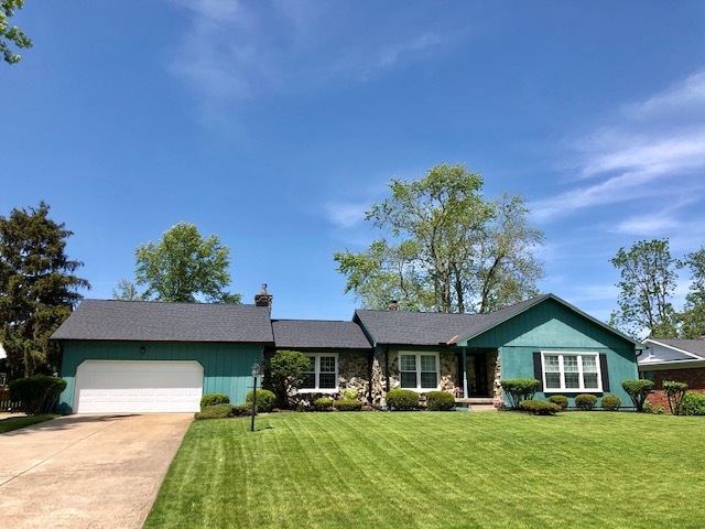 2126 Old Oak Dr, West Lafayette, IN 47906 - photo 1