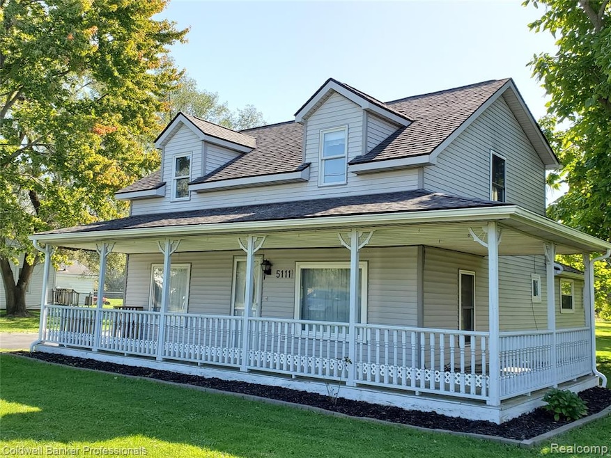 5111 W Coldwater Rd, Flint, MI 48504 - photo 1