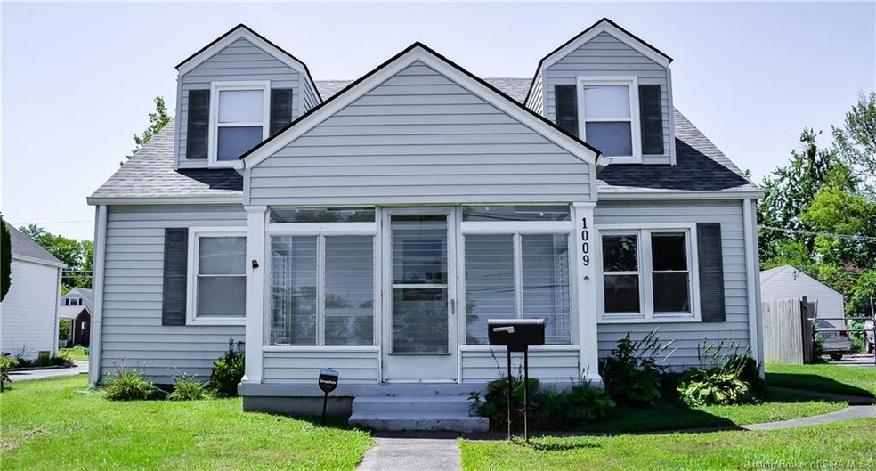 1009 Silver St, New Albany, IN 47150 - photo 1