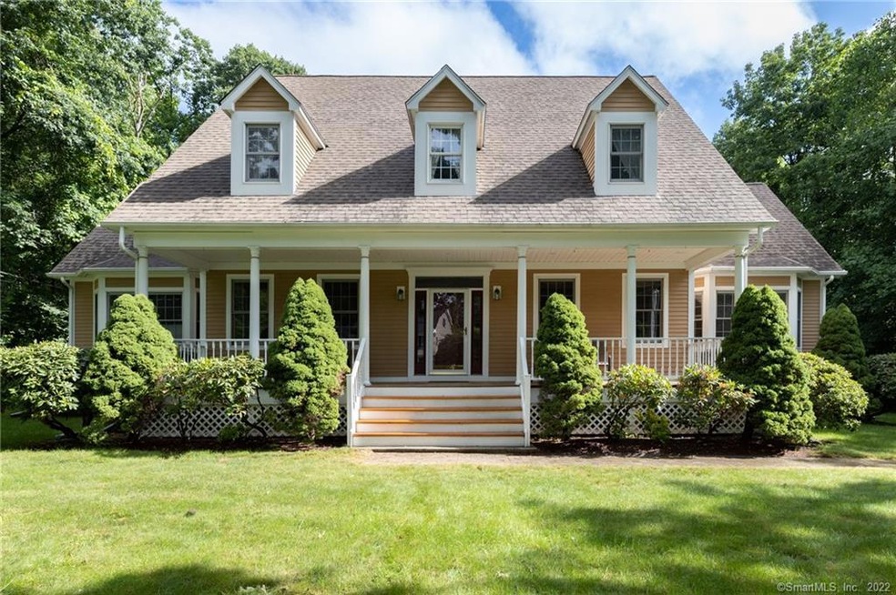 Beautiful Curb Appeal!