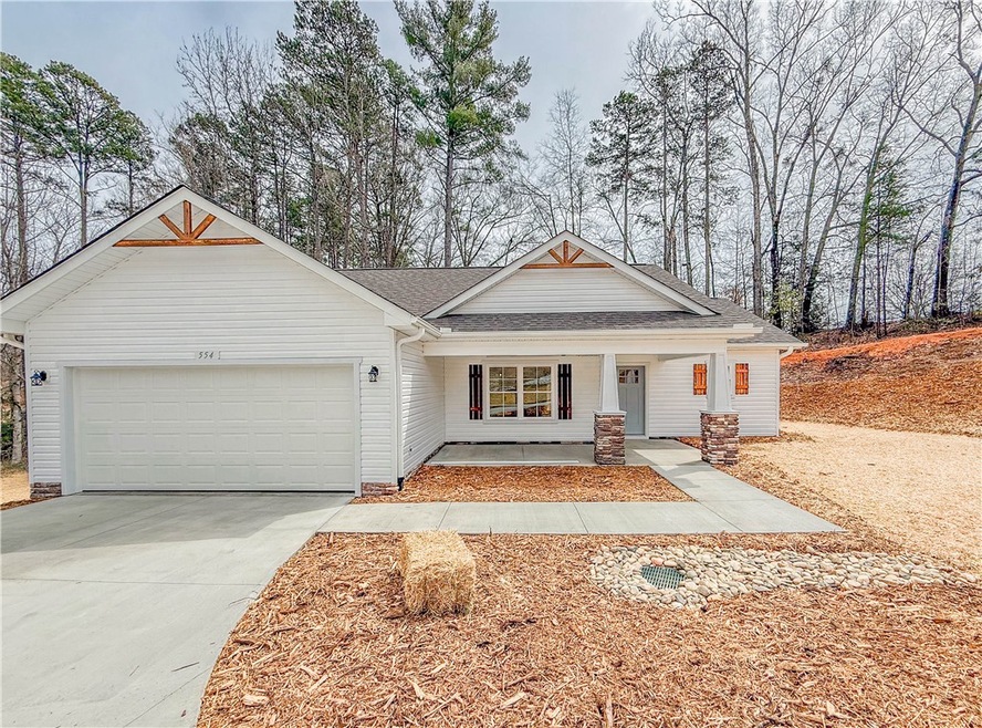 554 Fairfield Rd, Walhalla, SC 29691 - photo 1
