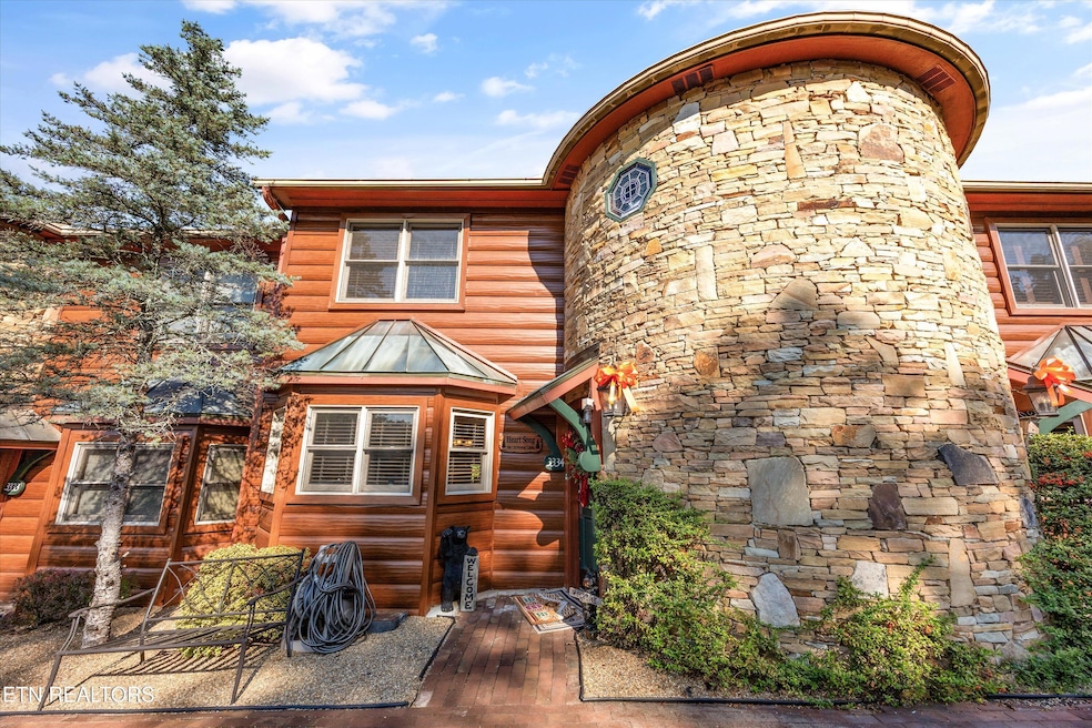 For Sale $450,000 • Co-Listing Agent