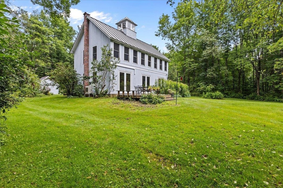 77 Alger Rd, Stowe, VT 05672 - photo 1