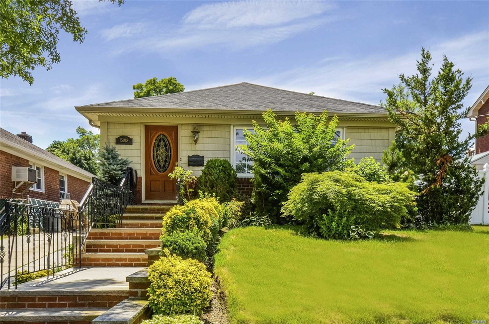 15018 6th Ave, Whitestone, NY 11357 - photo 1