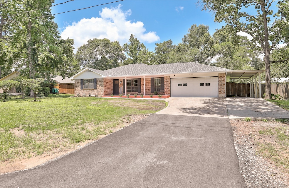 Welcome Home!! 212 Summit Drive is 3 bedrooms 2 ba