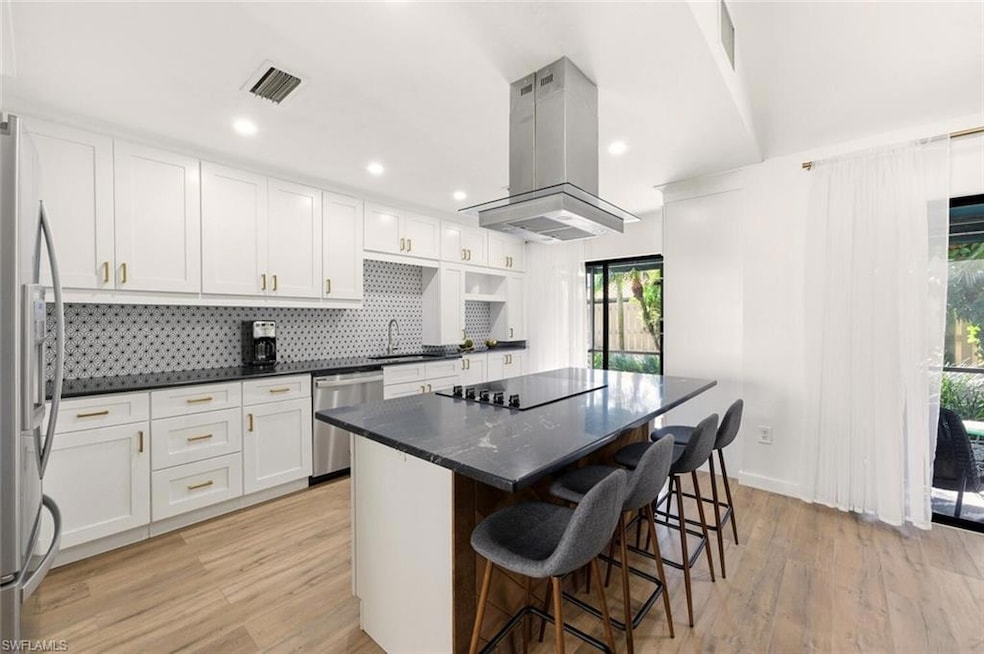 772 Reef Point Cir, Naples, FL 34108 - photo 1