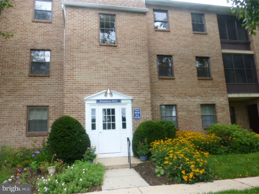 168 Riversedge Dr, Norristown, PA 19403 - photo 1