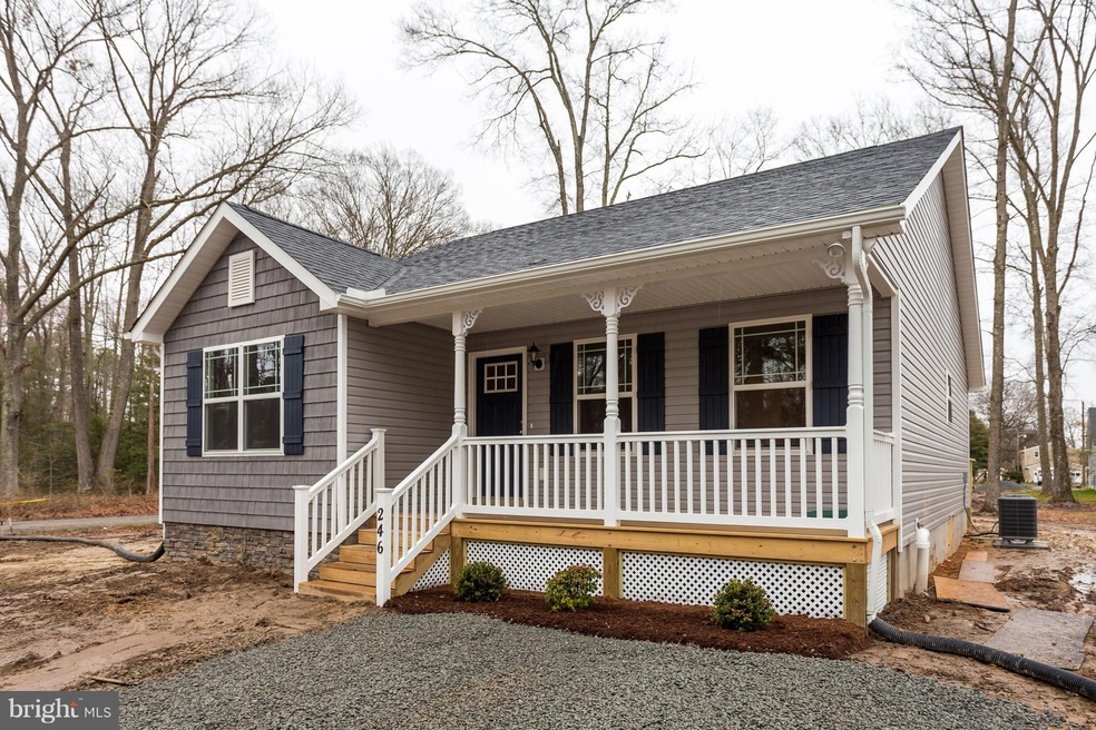 17 5th St, Colonial Beach, VA 22443 - photo 1