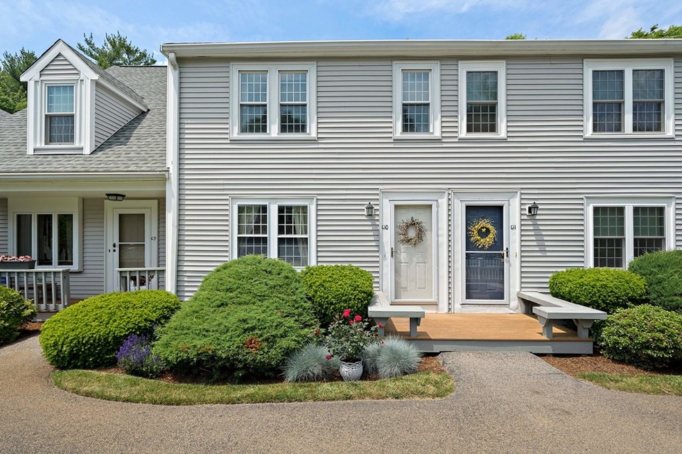 523 Washington St unit C10, Pembroke, MA 02359 - photo 1