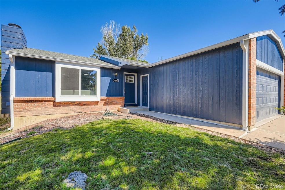 4206 S Cathay Way, Aurora, CO 80013 - photo 1