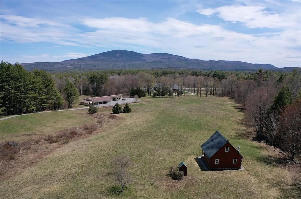 142 Blueberry Ln, New London, NH 03257 - photo 1