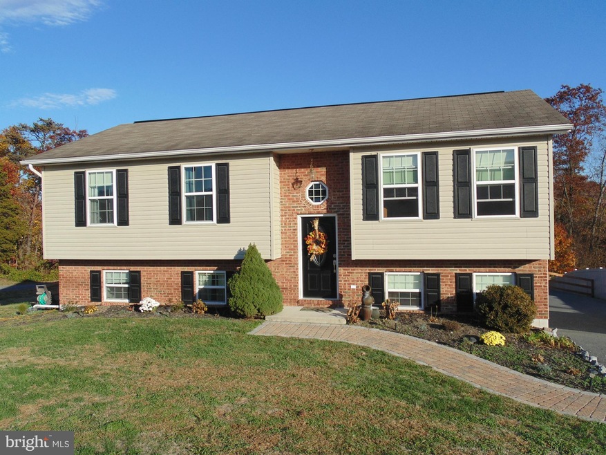 9302 Willowdale Rd, Greencastle, PA 17225 - photo 1