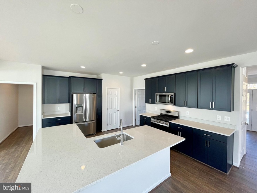 35907 Quantum Place, Round Hill, VA 20141 - photo 1