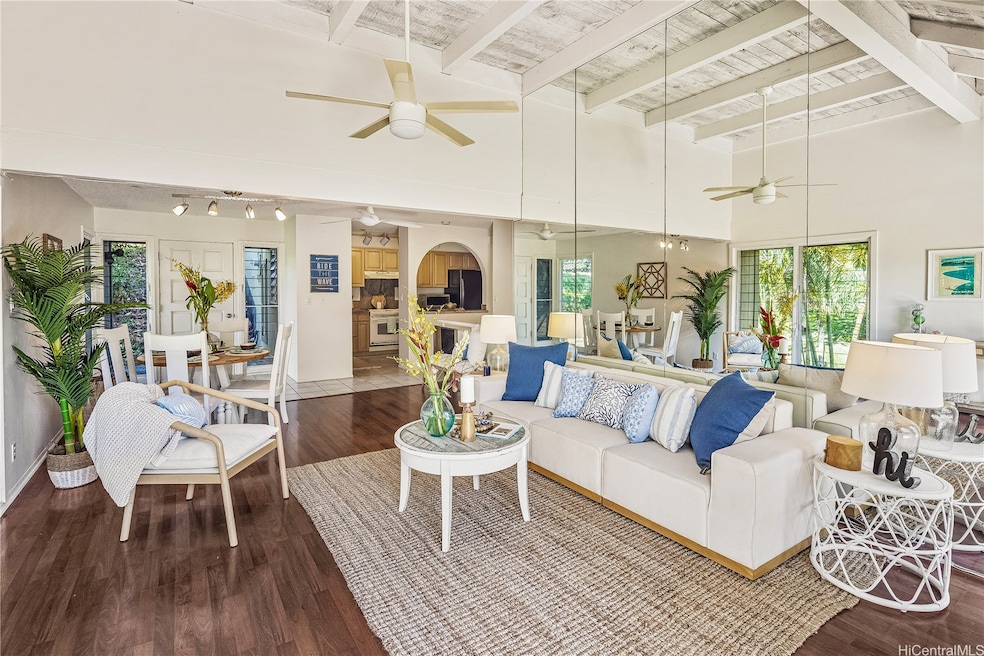 44-365 Nilu St unit 109, Kaneohe, HI 96744 - photo 1