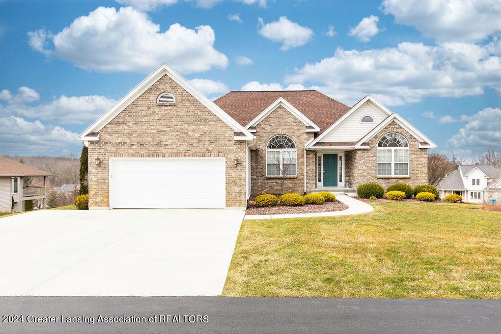 6067 LIMESTONE LN. Front View