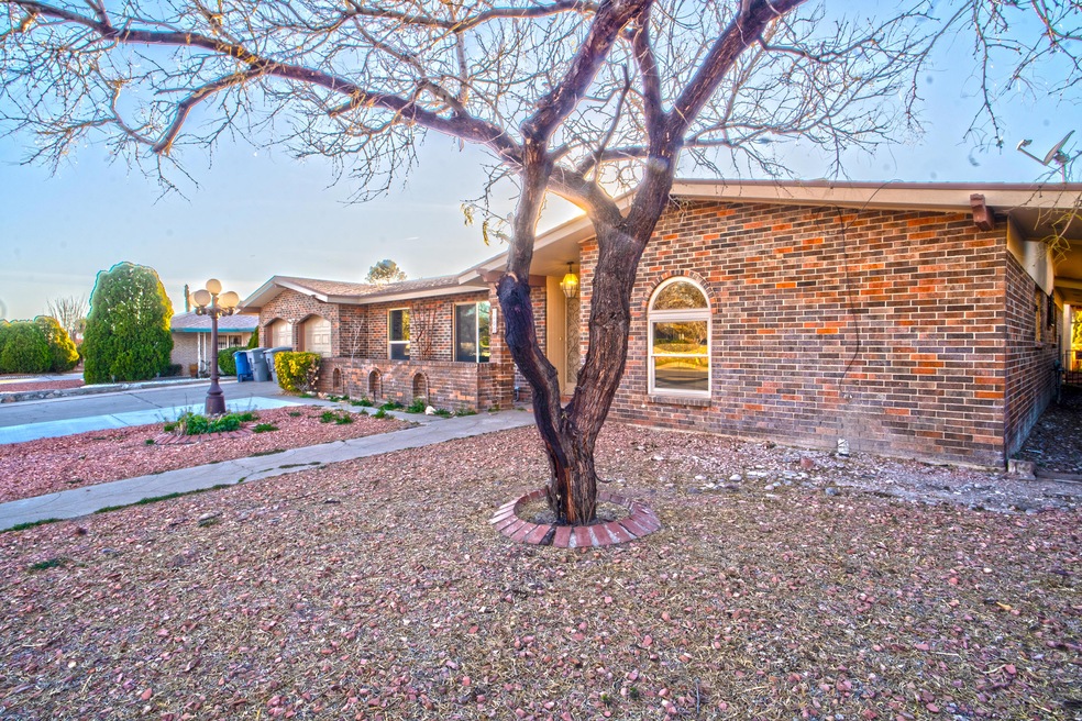 1653 Lomaland Dr, El Paso, TX 79935 - photo 1