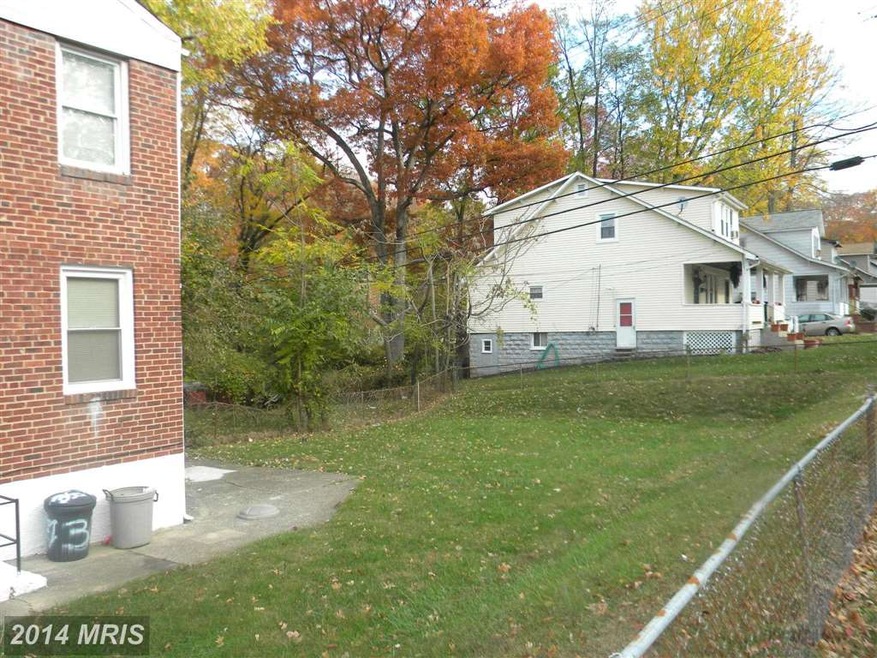 3001 Lawina Rd, Baltimore, MD 21216 - photo 1