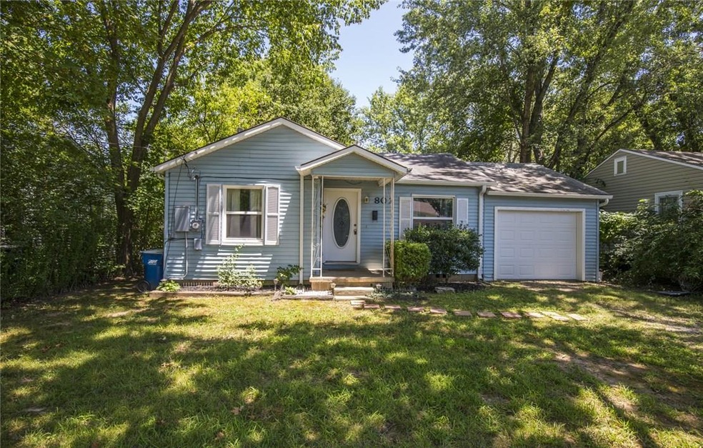 802 NW B St, Bentonville, AR 72712 - photo 1