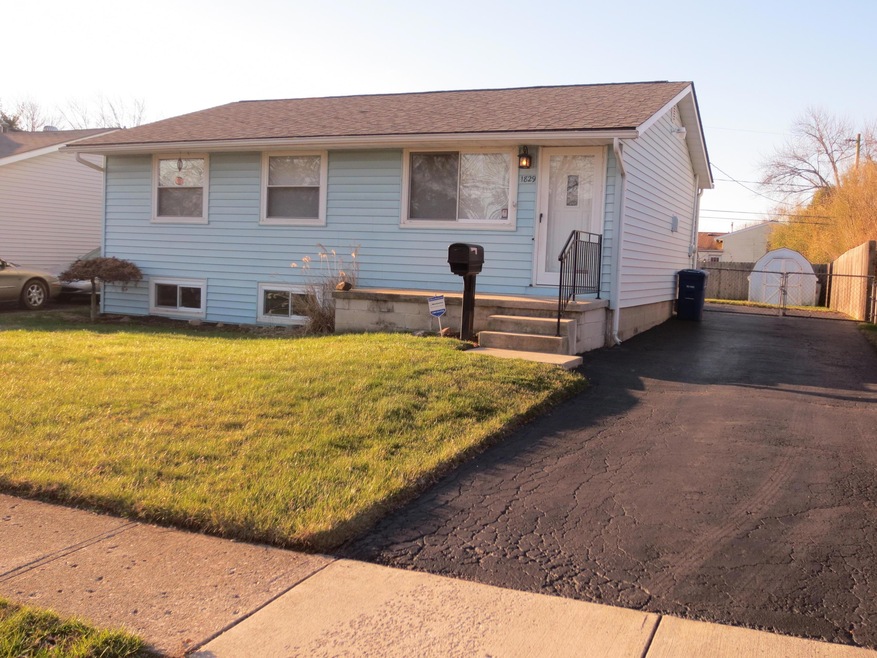 1829 Brimfield Rd 003