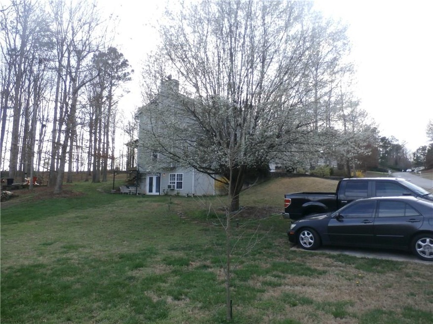 6142 Live Oak Dr, Flowery Branch, GA 30542 - photo 1