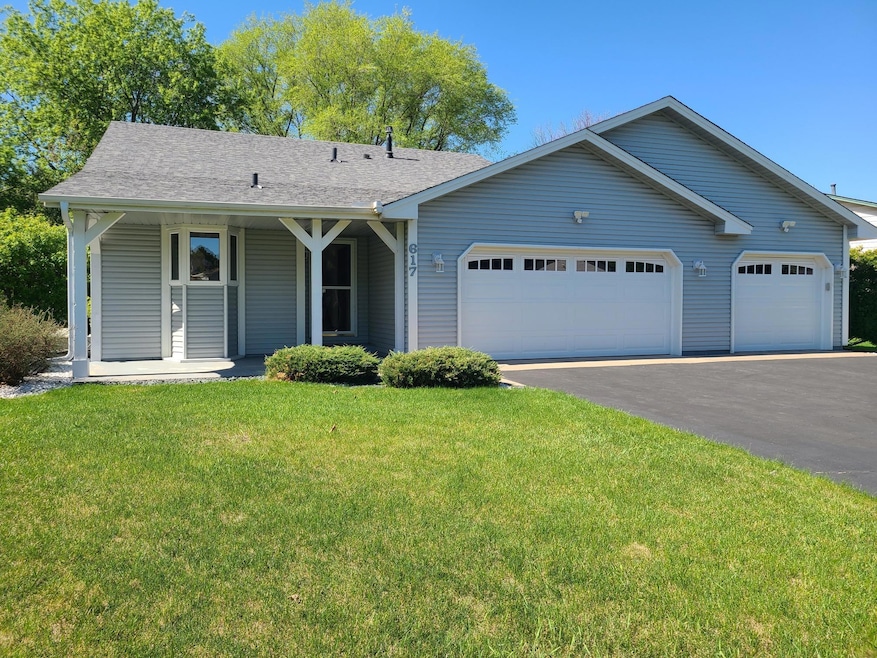 Sold $370,000