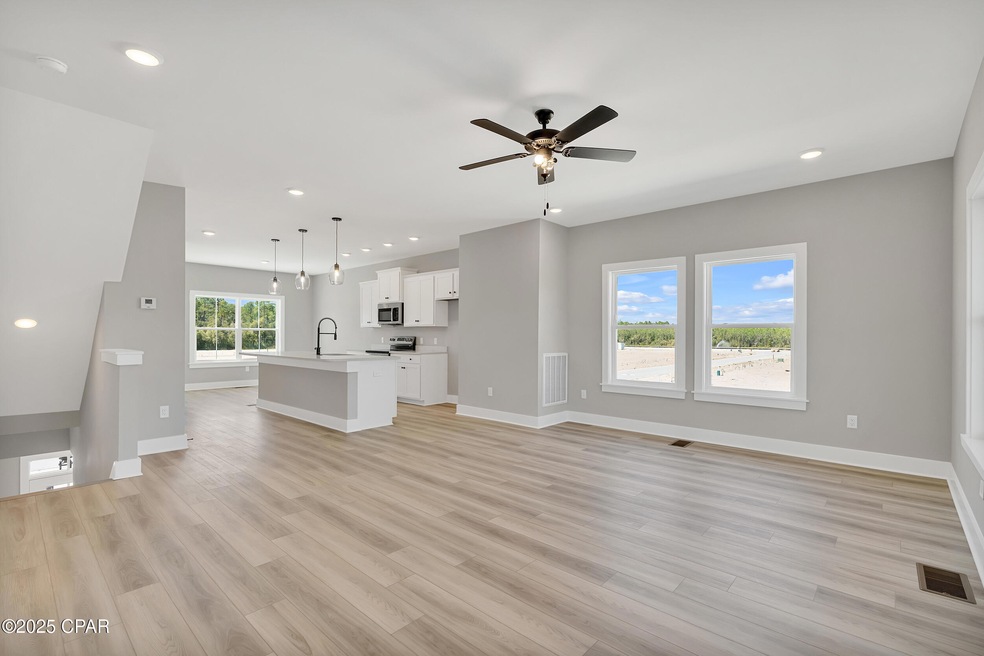 Pending $399,900 • Co-Listing Agent