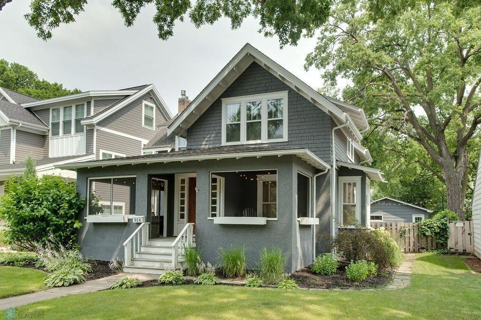 916 8th St S, Fargo, ND 58103 - photo 1