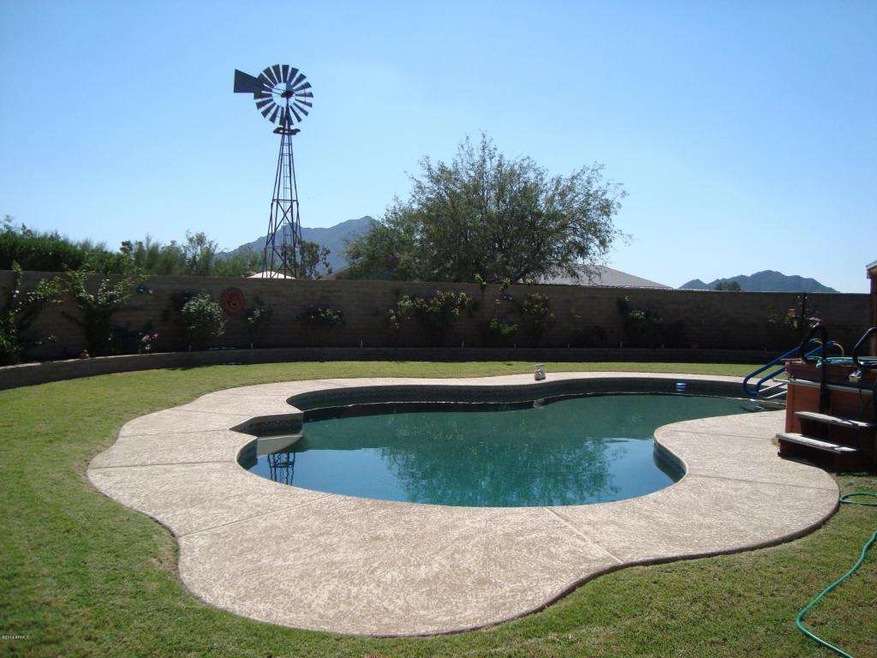 5835 E Azure Hills