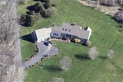 9 Garvey Rd, Framingham, MA 01701 - photo 1