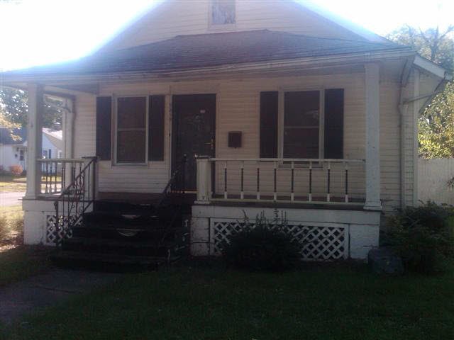 2319 Decamp Ave, Elkhart, IN 46517 - photo 1