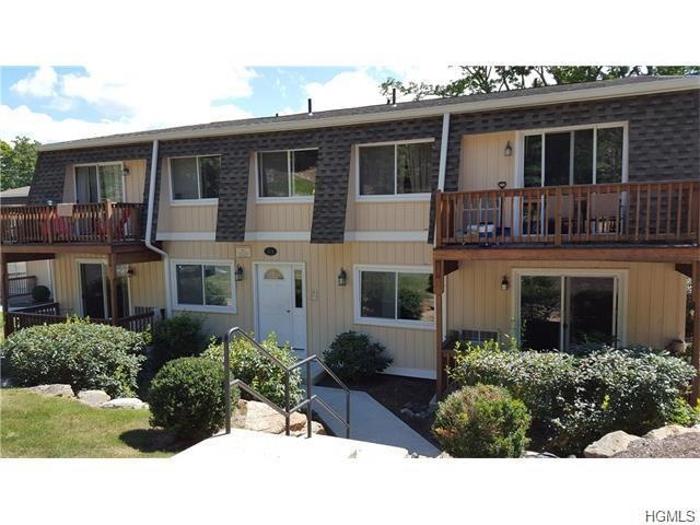 18 Pavilion Ridge Way unit 8, Suffern, NY 10901 - photo 1