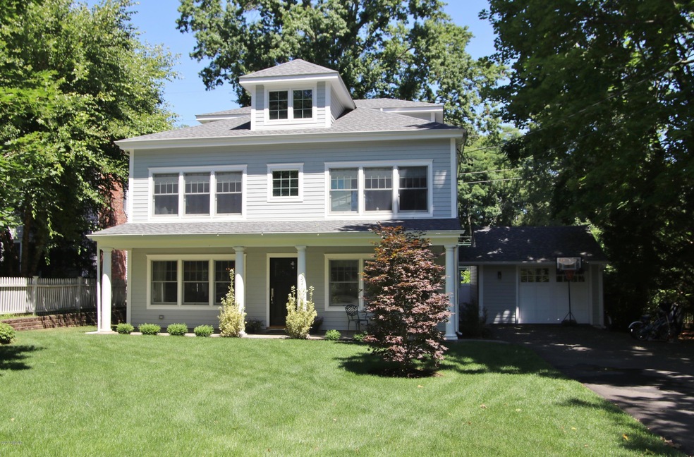 83 Summit Rd, Riverside, CT 06878 - photo 1