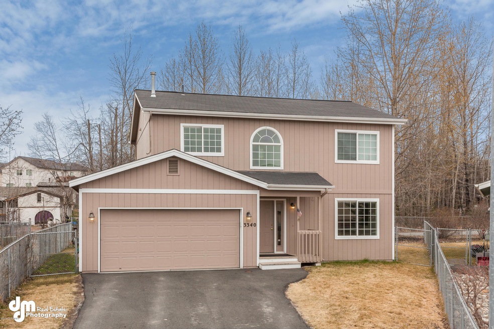 Exterior - Front 20160422-DW-8557-FULL