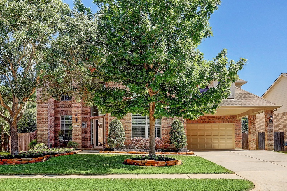 11518 Maple Falls Dr, Tomball, TX 77377 - photo 1