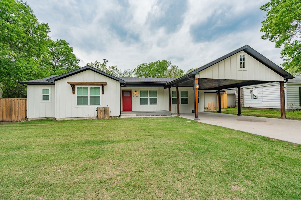 For Sale $289,000 • Co-Listing Agent