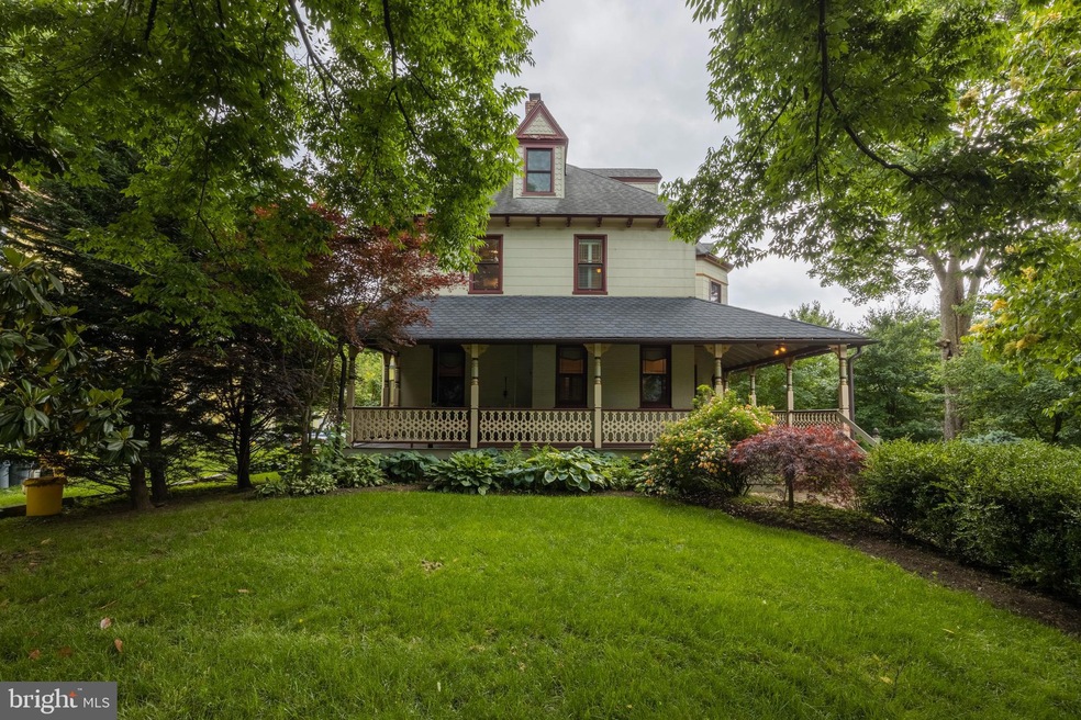 39 S Wyoming Ave, Ardmore, PA 19003 - photo 1