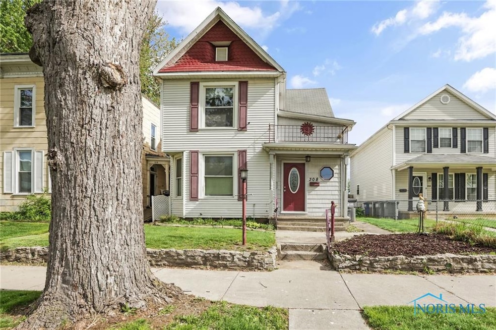 308 Crittenden Ave, Toledo, OH 43609 - photo 1