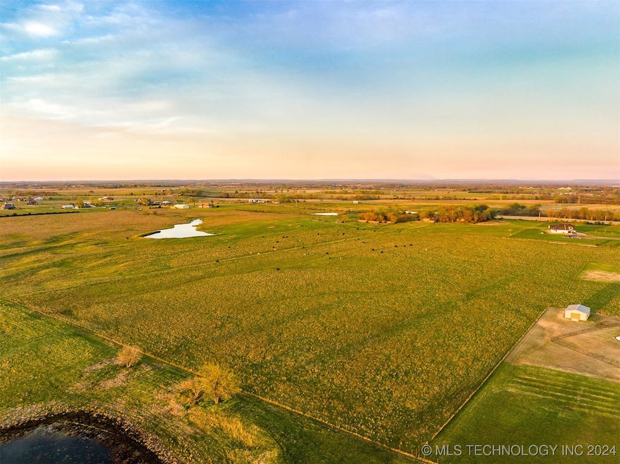 69 S 270 Rd, Wagoner, OK 74467 - photo 1