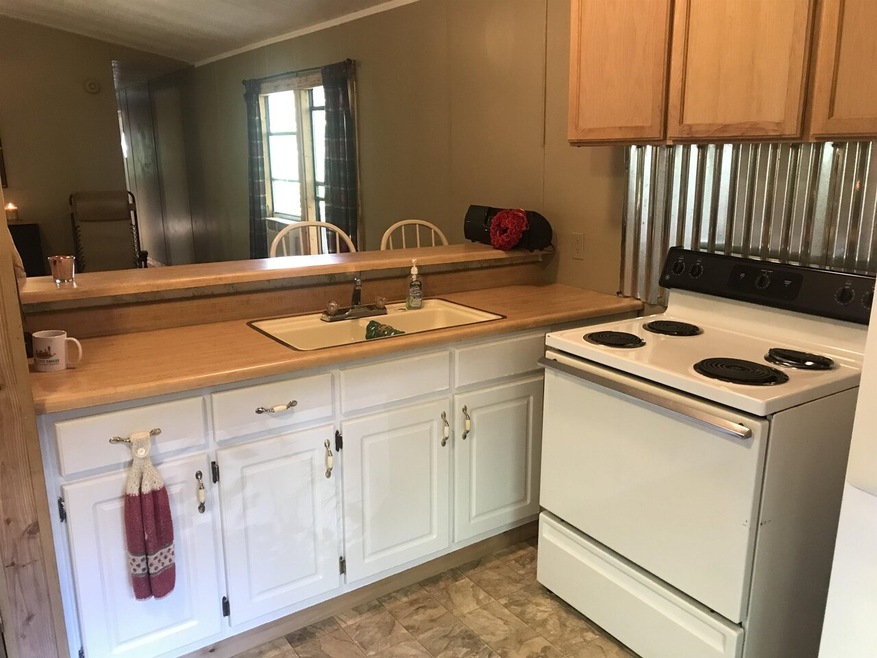 39 Meadowlark Rd, Toccoa, GA 30577 - photo 1