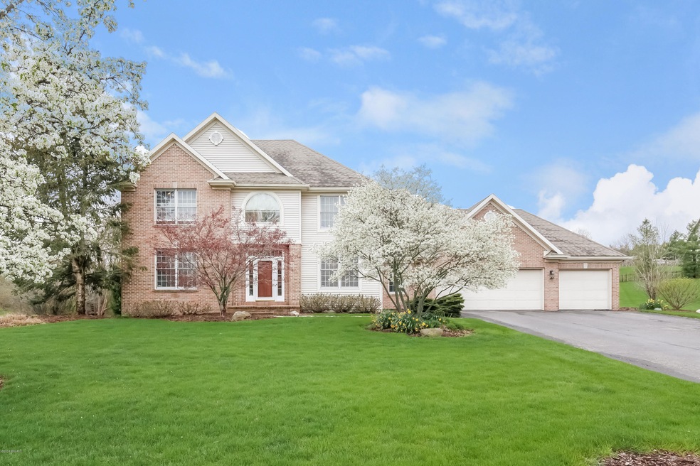 001-Front_View-2663401-large