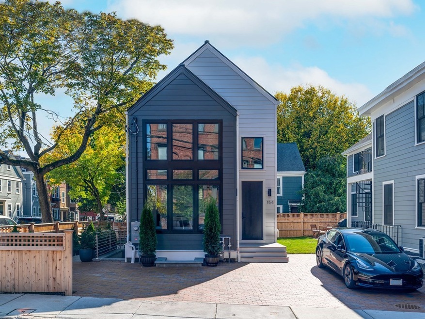 154 Thorndike St unit 154, Cambridge, MA 02141 - photo 1