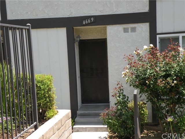 Front Entry Close to Pool